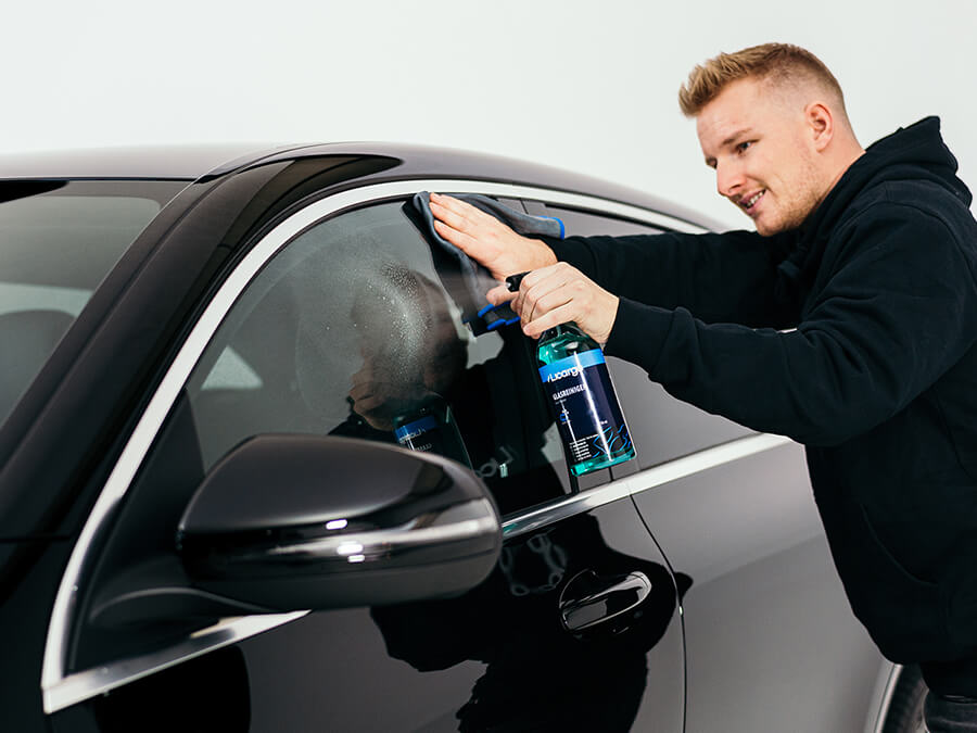 Set zum Autoscheiben reinigen